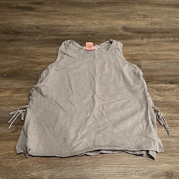 BlankNYC Girl’s Tank Top - Size Large - Picture 1 of 4